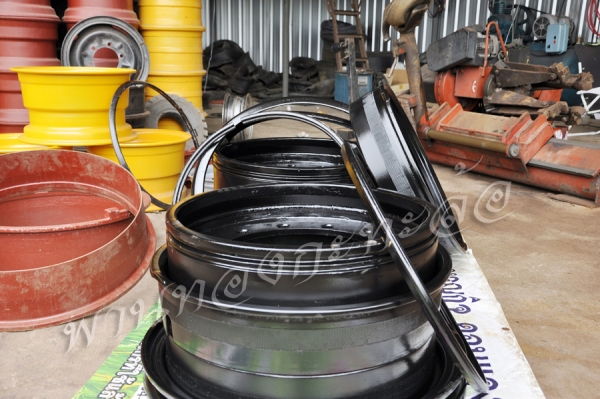 กะทะล้อรถเครน ขนาด 16.00-25 TADANO 25ตัน TR 250M (M4,M5) กะทะล้อรถเครน ขนาด 16.00-25 TADANO 25ตัน TR 250M (M4,M5)