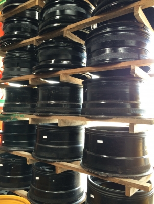 กะทะล้อรถเครน ขนาด 16.00-25 TADANO 25ตัน TR 250M (M4,M5) กะทะล้อรถเครน ขนาด 16.00-25 TADANO 25ตัน TR 250M (M4,M5)