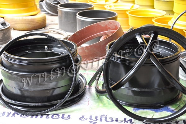 กะทะล้อรถเครน ขนาด 16.00-25 TADANO 25ตัน TR 250M (M4,M5) กะทะล้อรถเครน ขนาด 16.00-25 TADANO 25ตัน TR 250M (M4,M5)