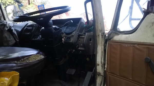 (รถหลุดมัดจำ)10ล้อเพลาเดียวHINO KT925  รถใช้งานอยู่ประจำ คัสซีสวย.เครื่องดีมาก ภาษีเพิ่งต่อ..