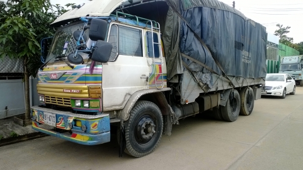 (รถหลุดมัดจำ)10ล้อเพลาเดียวHINO KT925  รถใช้งานอยู่ประจำ คัสซีสวย.เครื่องดีมาก ภาษีเพิ่งต่อ..