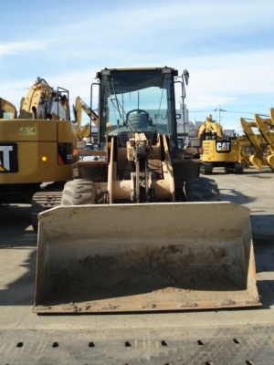 ขาย! รถตัก(ล้อยาง)นำเข้ามือสอง CAT / 910G / AKR00809 / 7,416ชม / ปี2001 / รถสต๊อคอยู่ที่ญี่ปุ่น