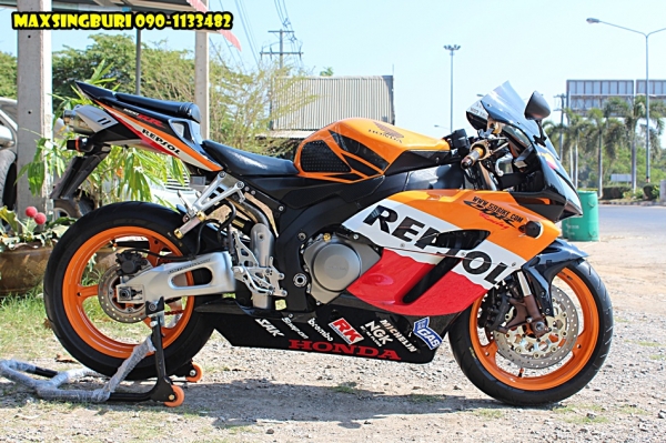 แม็กสิงห์บุรี//HONDA CBR1000RR ปี2005 REPSOL สภาพสวยจัด พร้อมของแต่ง ทะเบียนแท้ 345000 ด่วน