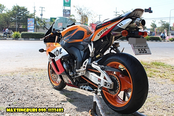 แม็กสิงห์บุรี//HONDA CBR1000RR ปี2005 REPSOL สภาพสวยจัด พร้อมของแต่ง ทะเบียนแท้ 345000 ด่วน