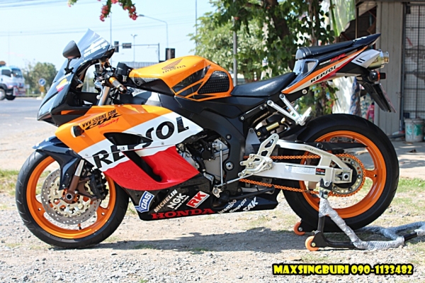 แม็กสิงห์บุรี//HONDA CBR1000RR ปี2005 REPSOL สภาพสวยจัด พร้อมของแต่ง ทะเบียนแท้ 345000 ด่วน