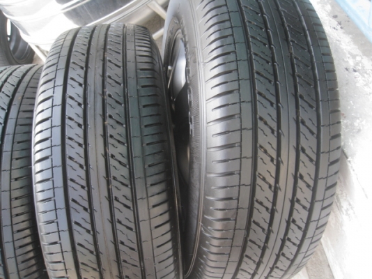 ขายล้อแม็กน้องป้ายแดง vigo 16"x6" et45 5 รู 114.3 สีรมดำ +ยาง dunlop sp lt37 215/65r16 ยางผลิตสัปดาห์ที่ 40 ปี 13 ตุ่มที่หน้ายางเห็นลางๆ 2 เส้นครับ ขายทั้งชุด 14,500 บาทครับ พร้อมน็อตล้อเดิม สนใจติดต่อเล็กคลองสามครับ (081-3747940)