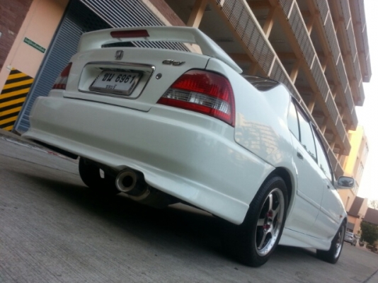 ขายHONDA TYPE Zสีขาว ชุดแต่งรอบคัน ล้อJRD15 ท่อNITTO พร้อมใช้งาน