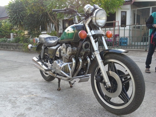 ขาย CB 750 Custom ทบ. แท้ พร้อมโอน