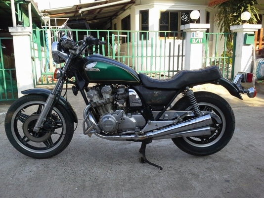 ขาย CB 750 Custom ทบ. แท้ พร้อมโอน