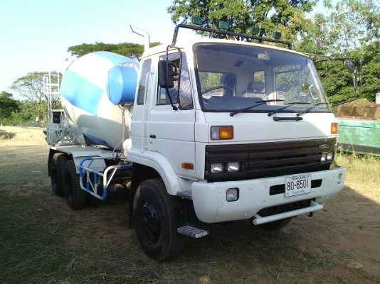 รถโม่ปูน นิสสัน cwm430เทอร์โบ 290แรงม้า เช็คใหม่ยางใหม่โม่ 7คิวทะเบียนพร้อม