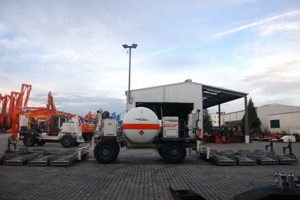 WIRTGEN  HM4500  Y2000