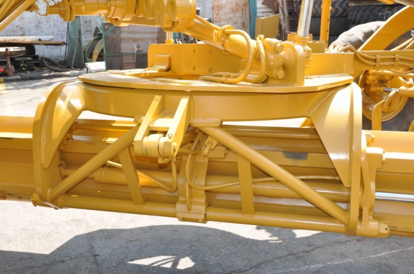 CATERPILLAR  140 H  SN  2ZK04697