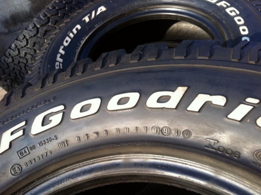 ขายยาง BF Goodrich Allterrain ขนาด 265 75 r16 ปี1910