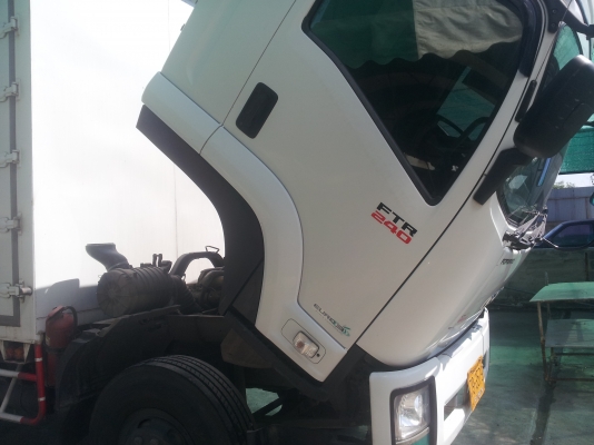 ขายด่วน 6 ล้อช่วงยาวตู้แห้ง10บาน