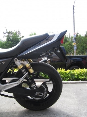 cb400 v.s 1998 ทะเบียน กทม. ไม่ขาดต่อพร้อมโอน