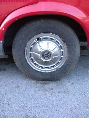 ขายมาสด้า 929 สี่ประตูหน้ายักษ์ ขายมาสด้า 929 สี่ประตูหน้ายักษ์