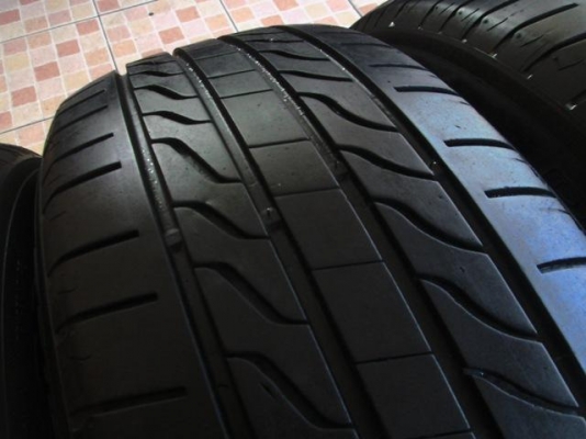 ขายยาง MICHELIN LC 215-60-16 ปี12 สดๆ (1ชุด)