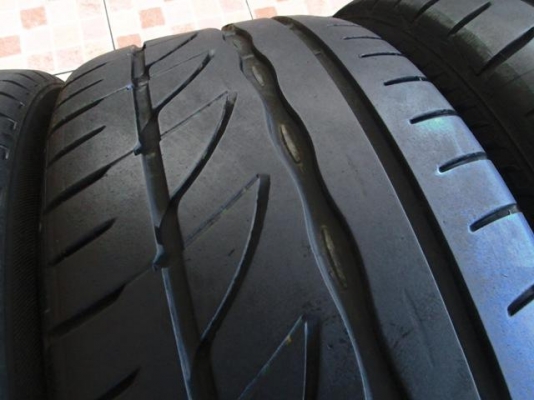 ขายยาง BRIDGESTONE RE002 225-40-18 ปี12 สวยๆ (2คู่)