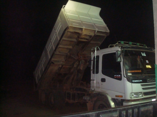 ขายรถ 10 ล้อดรั้ม อีฃุฃุ  ร๊อคกี้ สองเพลา  รถสวยพร้อมใช้งาน