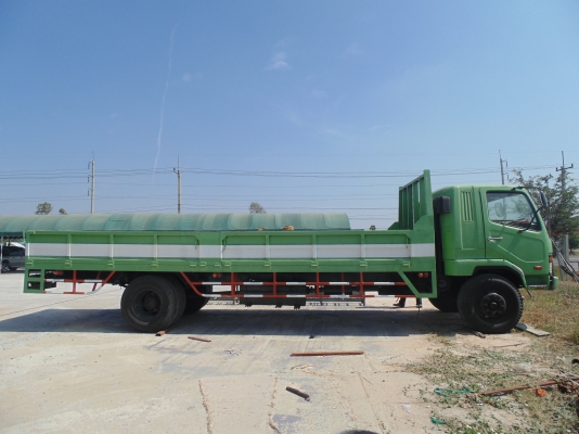 ขายรถ หกล้อใหญ่ประกอบใหม่