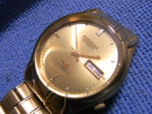 15ม.ค.((น้าเล็ก)) นำเสนอนาฬิกาข้อมือ