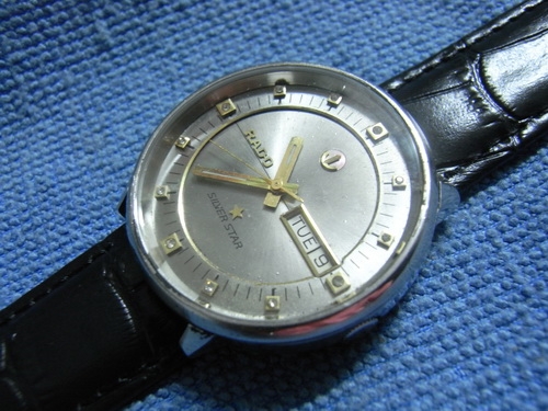 15ม.ค.((น้าเล็ก)) นำเสนอนาฬิกาข้อมือ