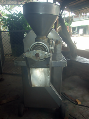 ขายเครื่องคั้นน้ำกระทิสภาพดี ราคา 6500 บาท