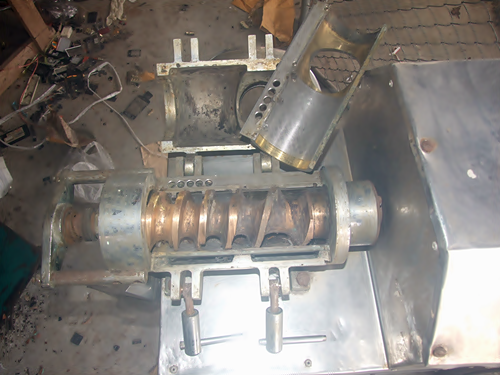 ขายเครื่องคั้นน้ำกระทิสภาพดี ราคา 6500 บาท