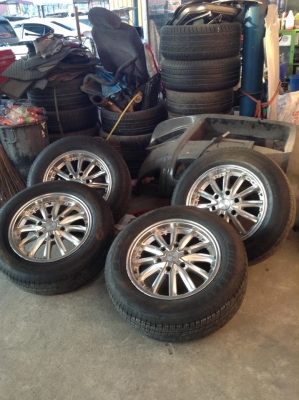 ขายล้อแมค17 6รูกว้าง8นิ้ว4เส้น พร้อมยาง..สนจัยติดต่อ  คุณแบง  085-7656352