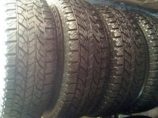 ขายาง  Yokohama  245 x 70 x 16  Japan