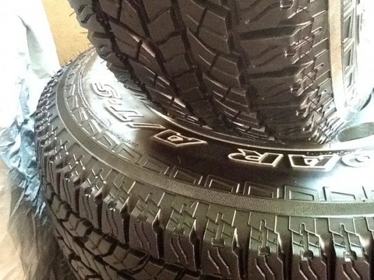 ขายาง  Yokohama  245 x 70 x 16  Japan