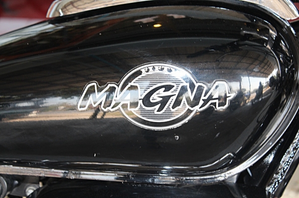 HONDA MAGNA 50CC ประกอบใหม่ๆ สีเดิมญี่ปุ่น สวยๆ น่ารักๆ 35000