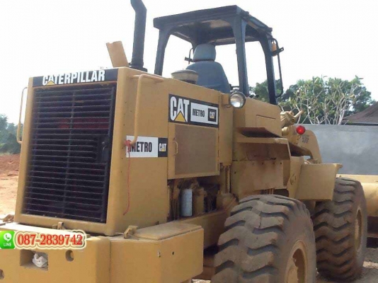 ขายรถตักล้อยาง CAT 936 E