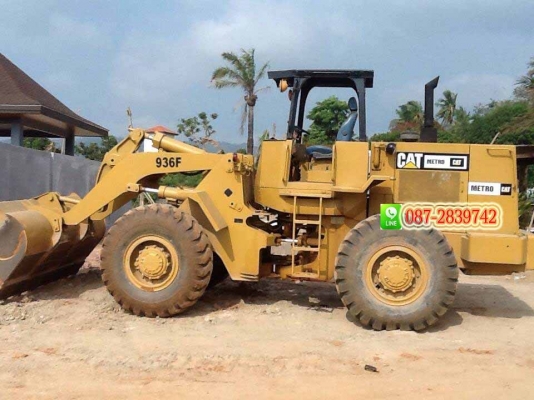 ขายรถตักล้อยาง CAT 936 E