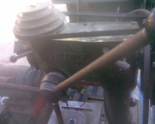 แท่นสว่านคิงสภาพเดิมๆพร้อมใช้ฝาปิดบนไม่มีครับสนใจสอบถามได้ครับ