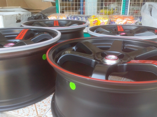 ขาล้อแม็กte 37 ขอบ18 5รู114.3 หน้า8ออฟ40 หลัง9ออฟ35