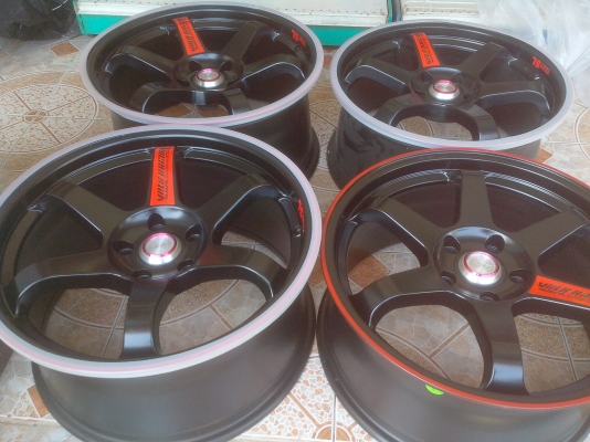 ขาล้อแม็กte 37 ขอบ18 5รู114.3 หน้า8ออฟ40 หลัง9ออฟ35