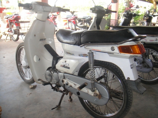 ขาย คัสต้อม สีขาว เดิมสวย ทะเบียนพร้อมชุดโอน