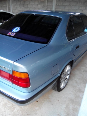 ขาย Bmw E34 สภาพเดิมไม่เคยทำสีครับ ขาย Bmw E34 สภาพเดิมไม่เคยทำสีครับ