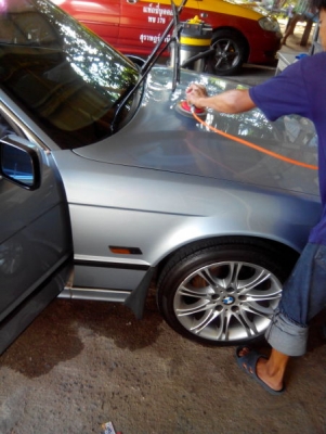 ขาย Bmw E34 สภาพเดิมไม่เคยทำสีครับ ขาย Bmw E34 สภาพเดิมไม่เคยทำสีครับ