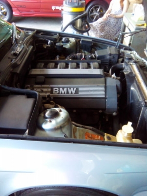 ขาย Bmw E34 สภาพเดิมไม่เคยทำสีครับ ขาย Bmw E34 สภาพเดิมไม่เคยทำสีครับ