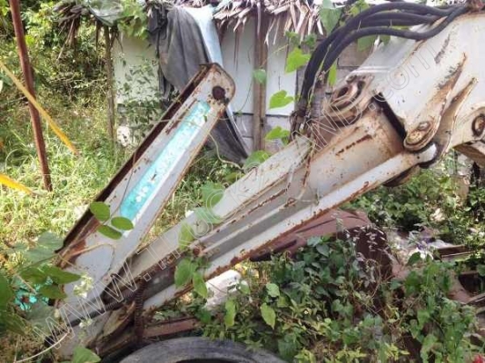 รถแบคโฮ ยี่ห้อ KOMATSU 35UU รถแบคโฮ ยี่ห้อ KOMATSU 35UU