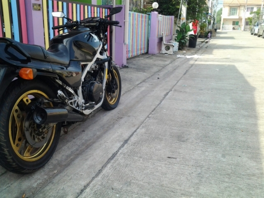 ต้องการใช้เงินครับไปเอารถยนต์ครับขาย Honda VF 750 cc.ถูกๆโทรมาครับ ต้องการใช้เงินครับไปเอารถยนต์ครับขาย Honda VF 750 cc.ถูกๆโทรมาครับ