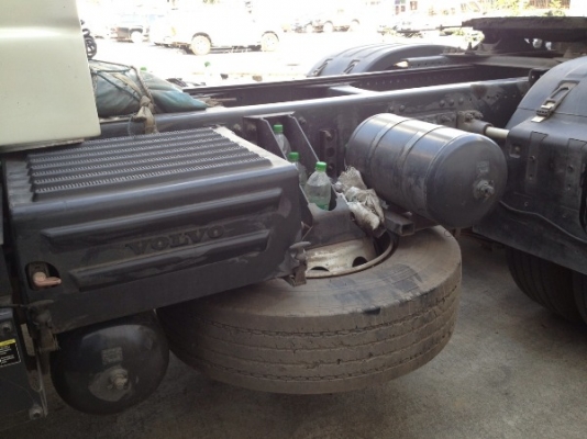 รถบรรทุก 10 ล้อหัวลาก ยี่ห้อ VOLVO รถบรรทุก 10 ล้อหัวลาก ยี่ห้อ VOLVO