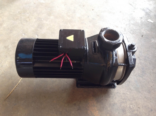 ขายปั้มน้ำหอยโข่ง Grundfos 2 HP. 380 V สภาพสวย วิ่งนิ่ม