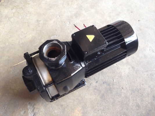 ขายปั้มน้ำหอยโข่ง Grundfos 2 HP. 380 V สภาพสวย วิ่งนิ่ม