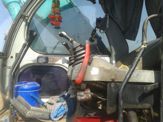 ขายแบคโคPC200-5 เครื่องดี เอวแน่น ขายแบคโคPC200-5 เครื่องดี เอวแน่น