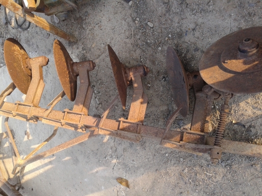 ขายรถไถคูโบต้า2201สภาพสวยพร้อมใช้งาน ผาน4ล้อยาง ล้อเหล็ก