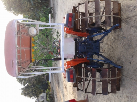 ขายรถไถคูโบต้า2201สภาพสวยพร้อมใช้งาน ผาน4ล้อยาง ล้อเหล็ก