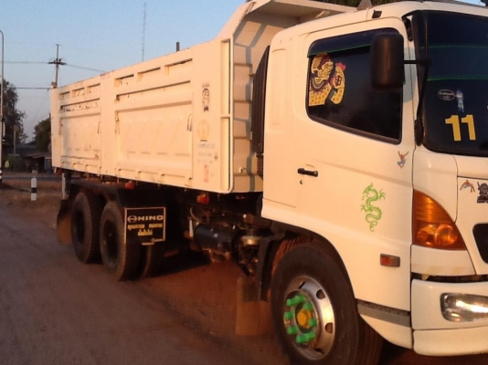 HENO MEGA 220 แรงม้า (รถใหม่ออกห้าง) เจ้าของขายเอง รถสภาพ 80\% รถปี 53 HENO MEGA 220 แรงม้า (รถใหม่ออกห้าง) เจ้าของขายเอง รถสภาพ 80\% รถปี 53